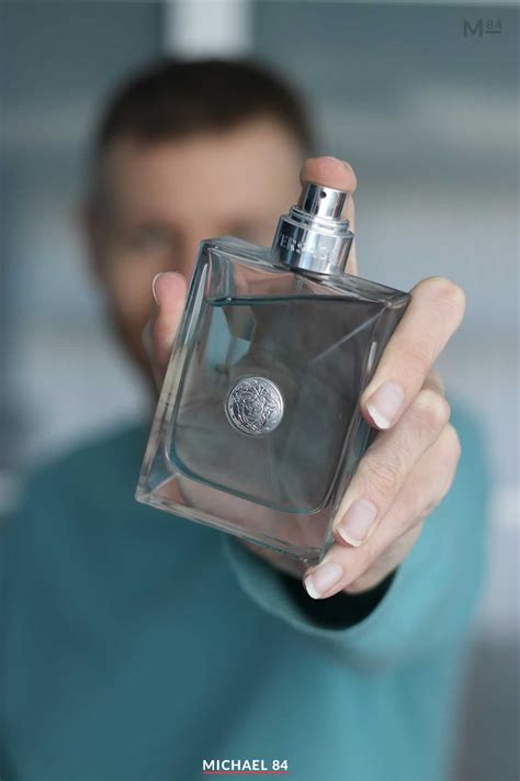 baskette versace homme|what does versace pour homme smell like.